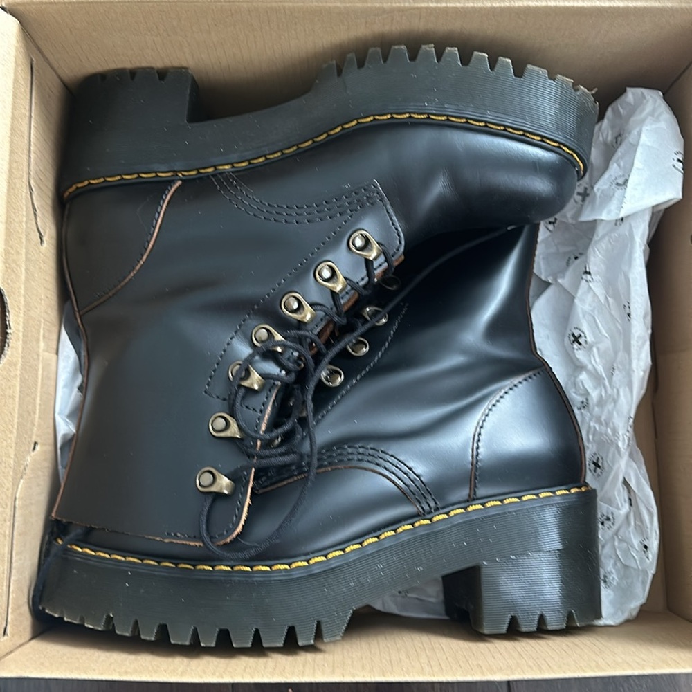 Doc Martin Leona Vintage Smooth